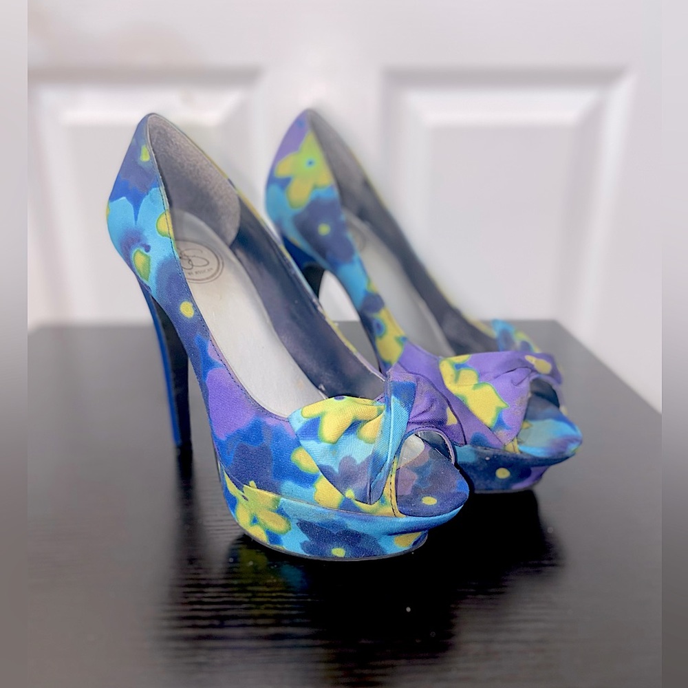 Jessica Simpson Platform Pump